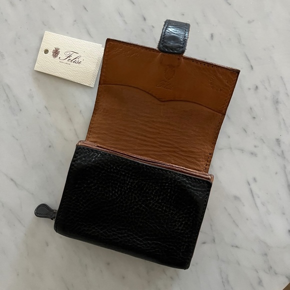 Felisi Compact Wallet - Picture 3 of 6